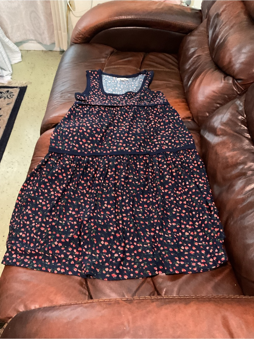 Adorable sleeveless dress. XS